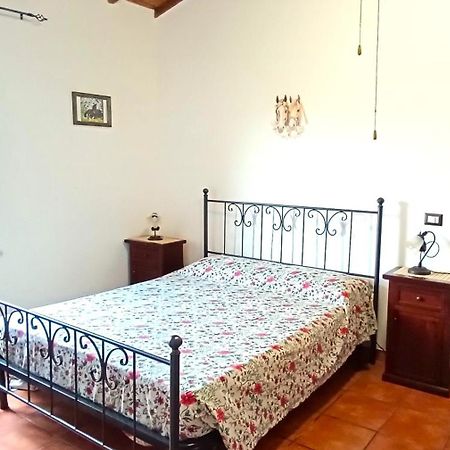 Casavacanze Pergolino, Appartamenti Ad Uso Esclusivo אקואפנדנטה מראה חיצוני תמונה
