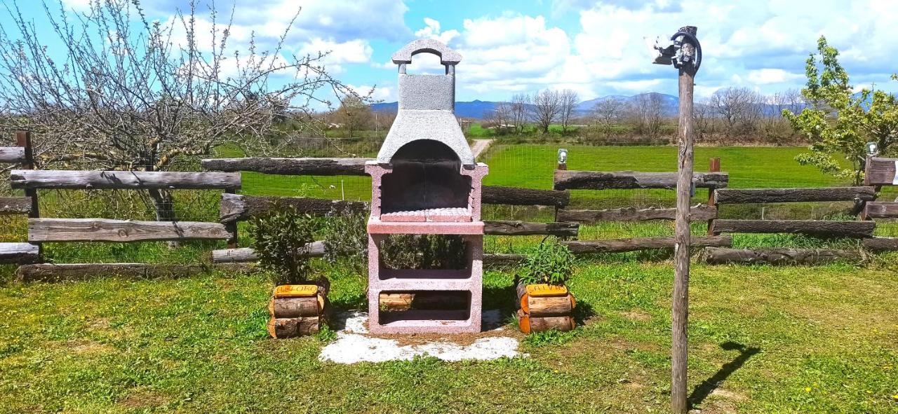 Casavacanze Pergolino, Appartamenti Ad Uso Esclusivo אקואפנדנטה מראה חיצוני תמונה