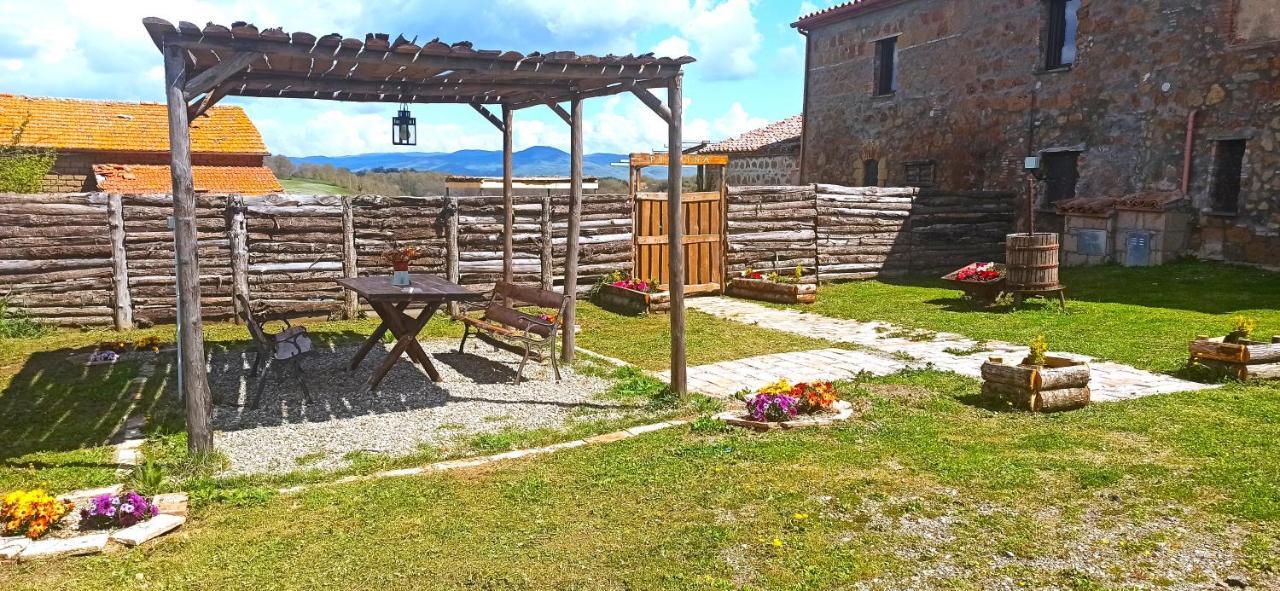 Casavacanze Pergolino, Appartamenti Ad Uso Esclusivo אקואפנדנטה מראה חיצוני תמונה